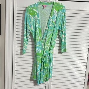 Lilly Pulitzer Green and Blue Floral Patterned wrap around Romper size L
